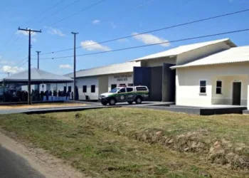Agentes penitenciários são afastados devido a ameaças de organizações criminosas, diz Iapen
