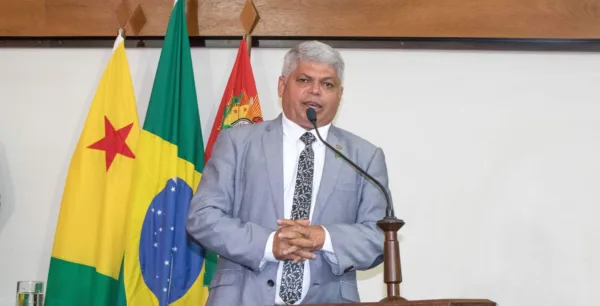 Raimundinho da Saúde pede investigação de suposta negligência em partos no Hospital Santa Juliana