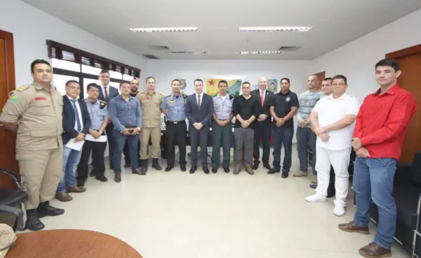 Ney Amorim comemora aprovação de benefícios para a Polícia Militar