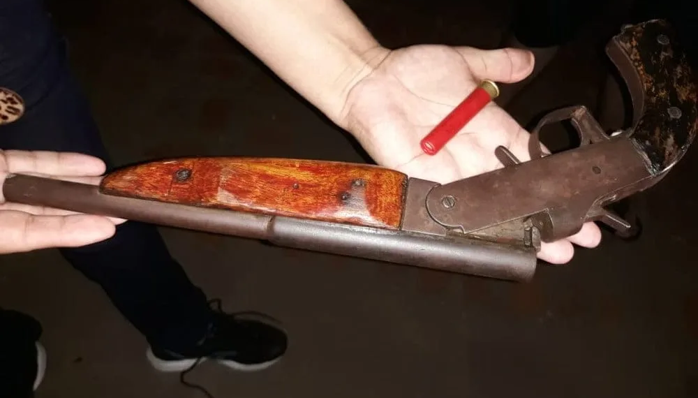 Homem leva tiro de escopeta quando saía do seu local de trabalho no Conjunto Rosa Linda