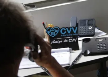 Ligação para prevenção ao suicídio passa a ser gratuita em todo o país