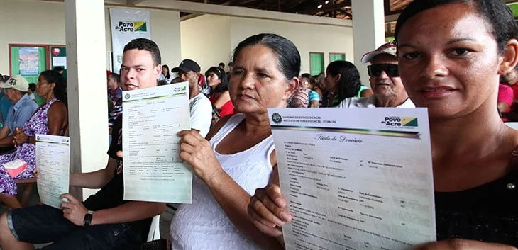 Com mais de 50 mil famílias beneficiadas, governo avança na política de regularização fundiária