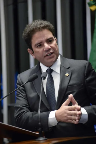 Gladson Cameli faz balanço de sua atuação no primeiro semestre
