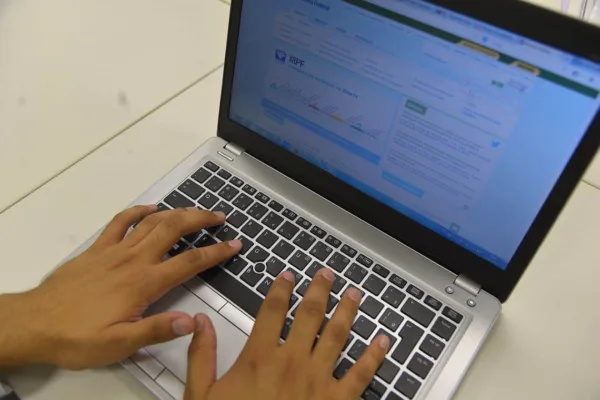 Receita libera hoje consulta ao segundo lote de restituição do IR 2018