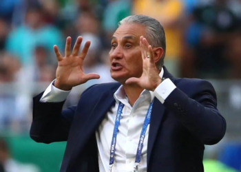 Tite evita polêmicas com Osorio: "responsabilidade de Neymar é jogar"