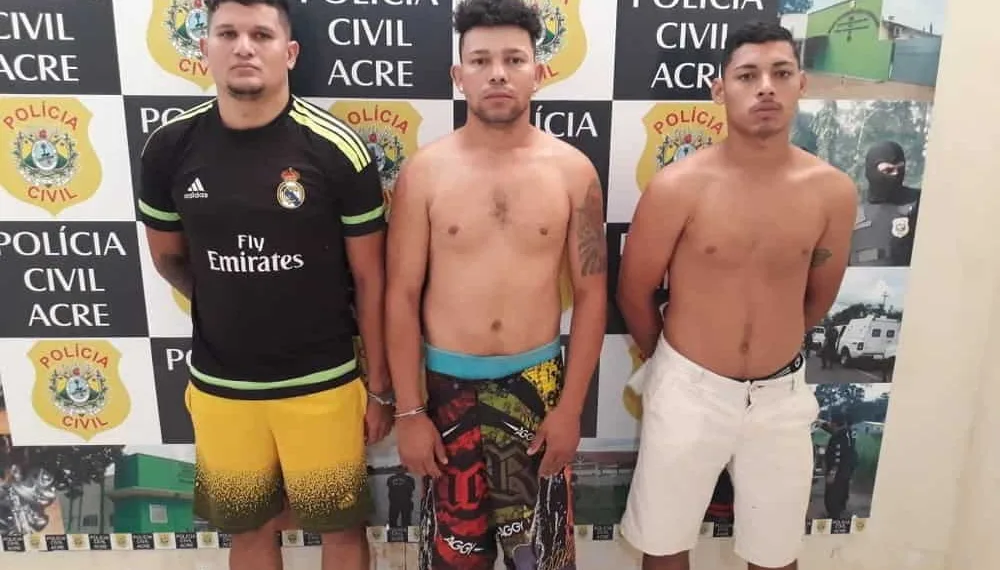 Trio é preso em Rio Branco suspeito de roubar e vender veículos na Bolívia