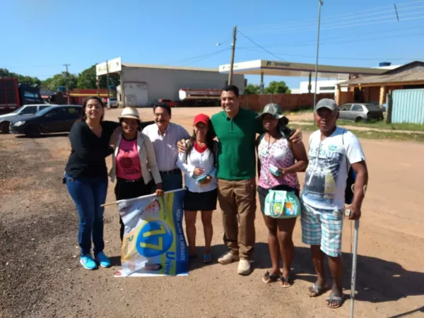 Coronel Ulysses é o primeiro candidato a aproximar equipe técnica da população