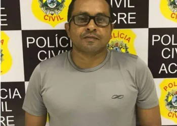 Carcereiro preso após tentar entrar com celular e munições em presídio é condenado a mais de 4 anos de prisão