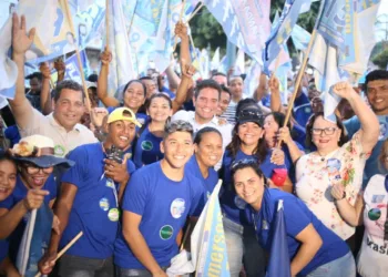 Gladson e Rocha recebem adesão para mudança em Capixaba e Senador Guiomard