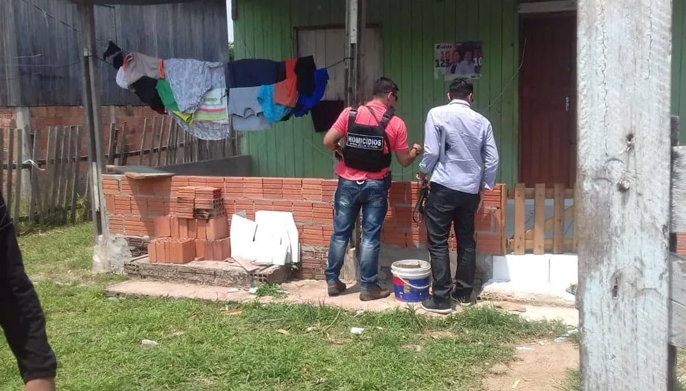 Jovem de 18 anos é perseguido por quadrilha e morto a tiros