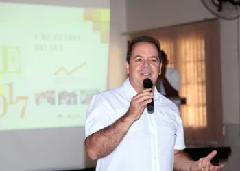 Tião Viana agradece a professores e servidores da Educação pelo resultado do Ideb