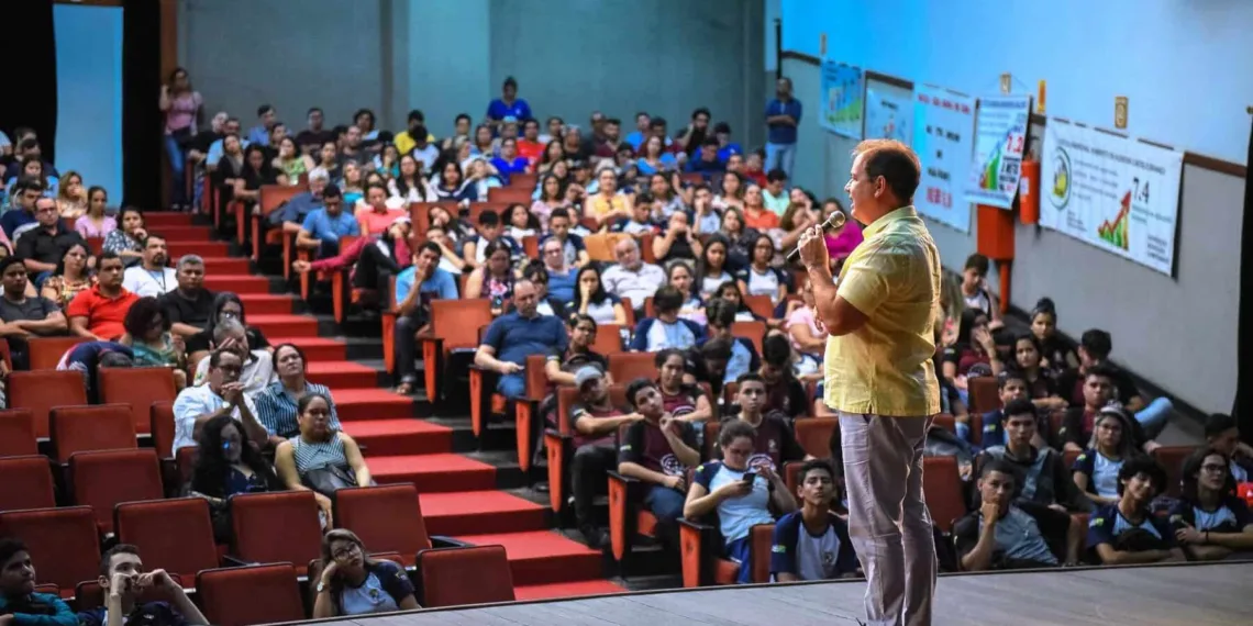 Governo agradece profissionais pelo avanço na Educação no Acre