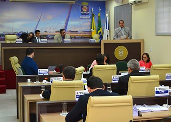 Vereadores da capital aprovam PL que aumenta cargos efetivos na área de Educação
