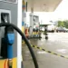 Combustível chega a R$ 5,24 em Rio Branco; consumidor busca alternativas