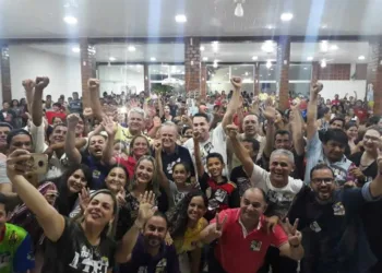 Comunidades fazem ato em apoio a Ney Amorim