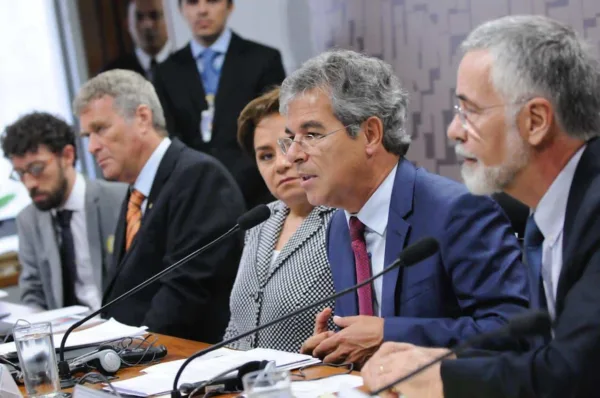 Jorge Viana trabalha para o fortalecimento do setor produtivo