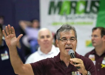 Jorge Viana defende mudanças no sistema de educação e apresenta propostas