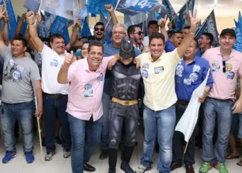 Gladson e Rocha consolidam candidatura da mudança entre populares e lideranças de Sena Madureira