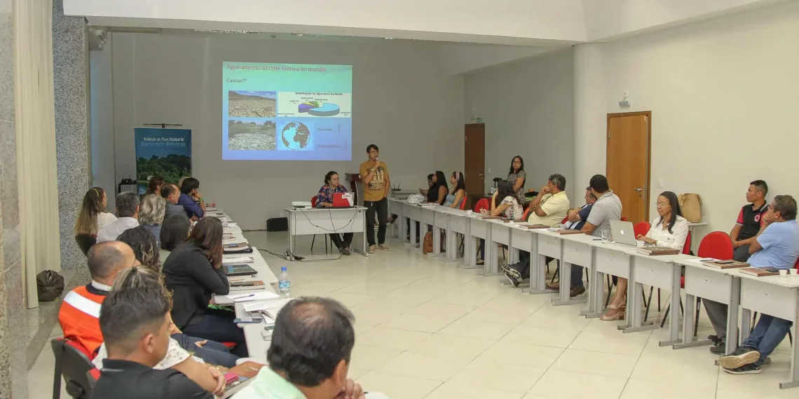 Sema e parceiros discutem estratégias de execução do Plano Estadual de Recursos Hídricos