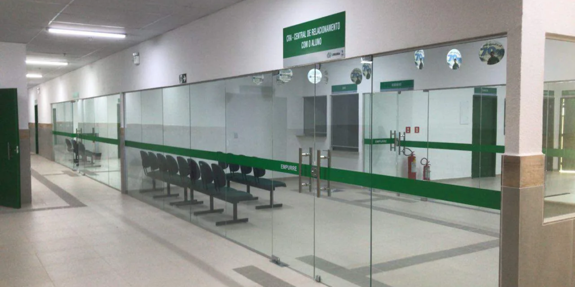 Nova faculdade do Acre inaugura no Via Verde Shopping