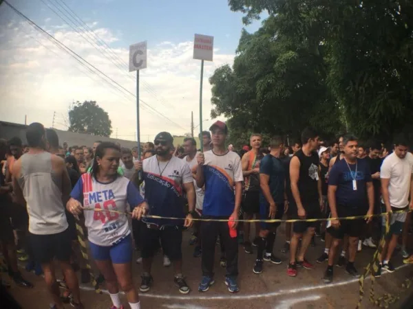 Colégio Meta comemora 40 anos e realiza maratona