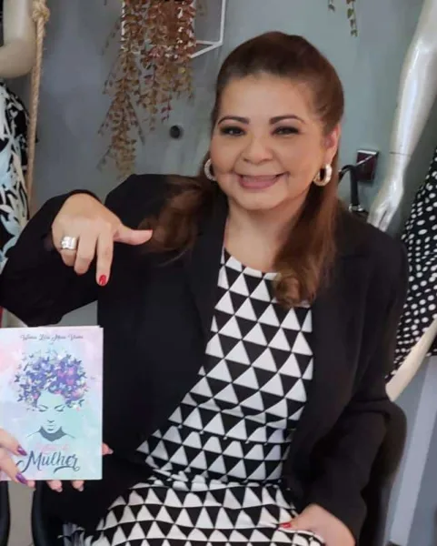 Ex-delegada da Deam escreve livro de poesias sobre o universo feminino