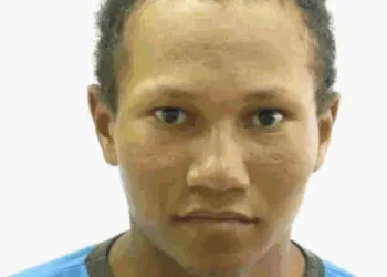 Populares invadem delegacia e matam acusado de assassinar casal de idosos