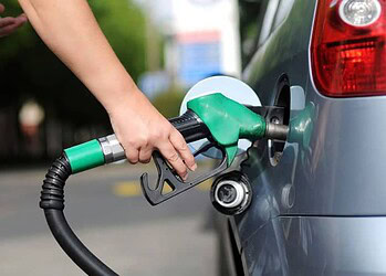 Queda no preço da gasolina nas refinarias pode reduzir até R$ 0,25 nas bombas