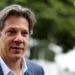 Workers Party vice presidential candidate Fernando Haddad, leaves the Federal Police headquarters, where Brazilian former President Luiz Inacio Lula da Silva is imprisoned, after visiting him, in Curitiba, Brazil September 3, 2018.  REUTERS/Rodolfo Buhrer