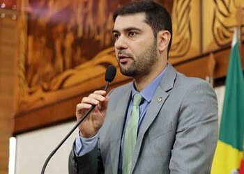 Nicolau Júnior se irrita com secretários e desabafa: “ego é muito forte dentro do governo”