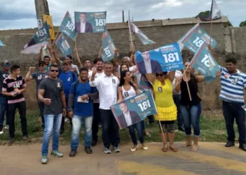 Candidato ao Senado, Minoru Kinpara cumpre agenda nos bairros de Rio Branco