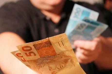 Restituição do Imposto de Renda injeta mais R$ 6,5 milhões na economia local no próximo dia 15