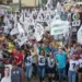 Em caminhada, moradores da Baixada demonstram o seu carinho por Ney Amorim