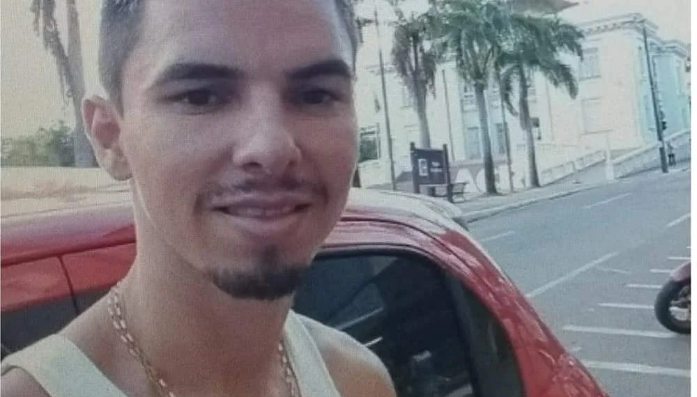 Familiares e amigos de Clenilton Araújo alegam que o rapaz não tem envolvimento em morte de adolescentes — Foto Arquivo pessoal
