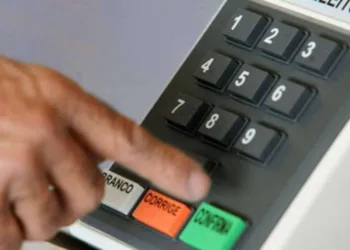 Denúncias de fraude em urnas serão registradas on-line