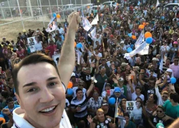Ney, que já foi filiado ao Partido dos Trabalhadores (PT), por onde exerceu três mandatos como deputado estadual, sendo o primeiro petista a se tornar presidente da Assembleia Legislativa do Acre (Aleac).