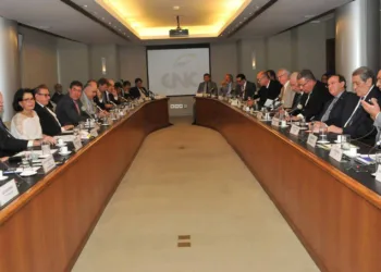 Diretores da Fecomércio são empossados na diretoria da Confederação Nacional do Comércio