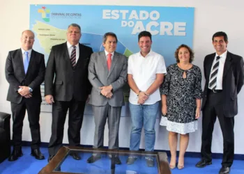 Gladson Cameli visita Tribunal de Contas e Defensoria Pública do Estado
