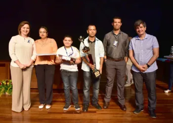 Prefeitura premia trabalhos do concurso de redação e educação fiscal