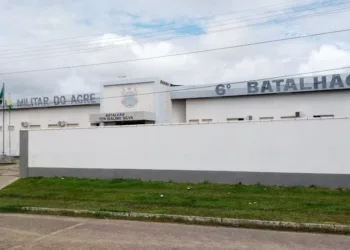 Policial é atingido com tiro acidental da própria arma