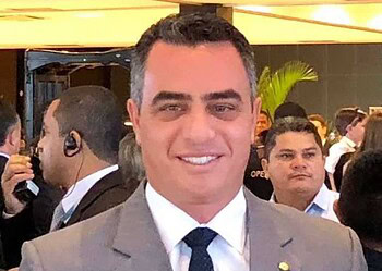 Prefeito é preso por desviar verba pública, comprar apoio político e fraudar licitações 5 Prefeito é preso por desviar verba pública, comprar apoio político e fraudar licitações