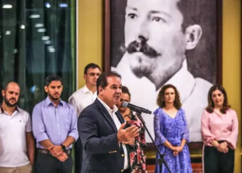 Tião Viana entrega revitalização do complexo Memorial dos Autonomistas