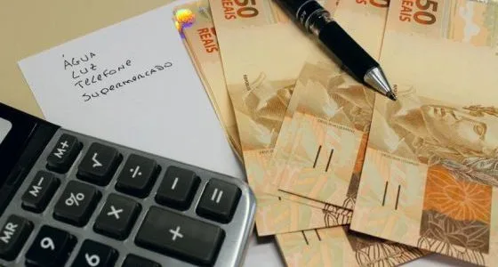 Acreanos já pagaram mais de R$ 3,3 bilhões de impostos este ano