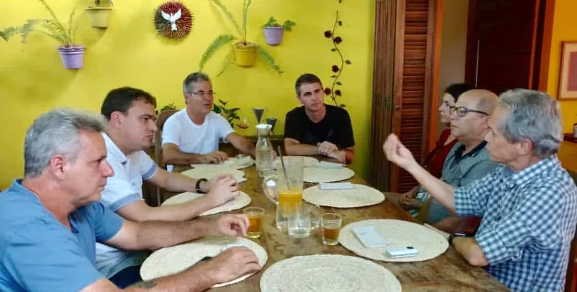Senador Jorge Viana reúne lideranças do PT com mandato 