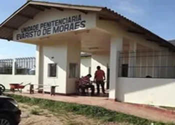 Dez detentos do interior ganham saída temporária de fim de ano