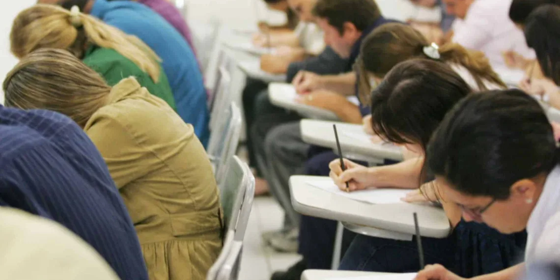 No Acre, cinco concursos públicos estão com inscrições abertas