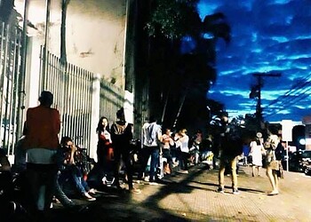 Fila quilométrica marca primeiro dia de matrículas da rede pública estadual