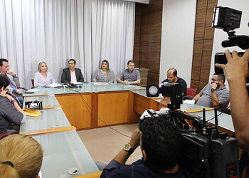 Governo quitará dívida do 13º salário dos servidores em dez meses