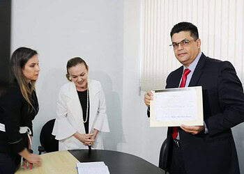 Manuel Marcos e Doutora Juliana são empossados, após liminar expedida pelo TSE