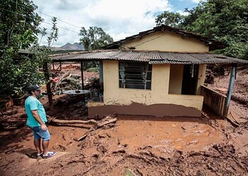 Amigos arrecadam produtos de limpeza e de higiene para ajudar vítimas de Brumadinho